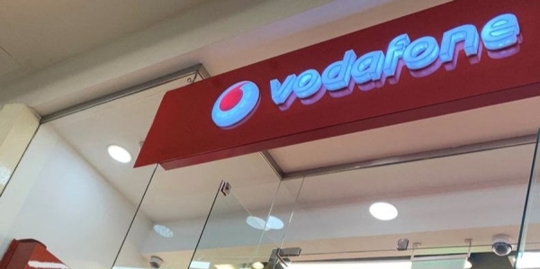 Vodafone Україна купив провайдера Фрінет (Фото:REUTERS/Amr Abdallah Dalsh)