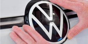 Volkswagen продав у Німеччині 41 475 електромобілів (Фото:REUTERS/Matthias Rietschel)