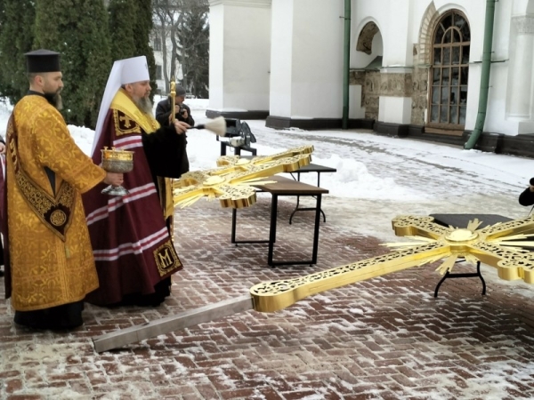 Куполи Святої Софії Київської незабаром увінчають відновлені хрести (ФОТО) - INFBusiness