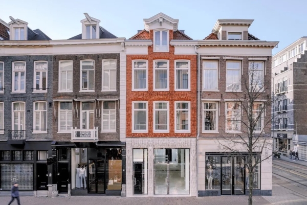 В Амстердамі оздобили фасад «в’язаною» керамікою (ФОТО) - INFBusiness