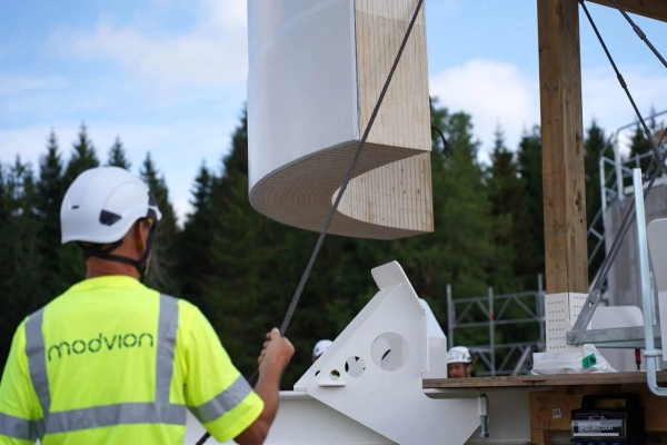 Перша в світі: у Швеції встановили деревʼяну вітрову турбіну (ФОТО) - INFBusiness
