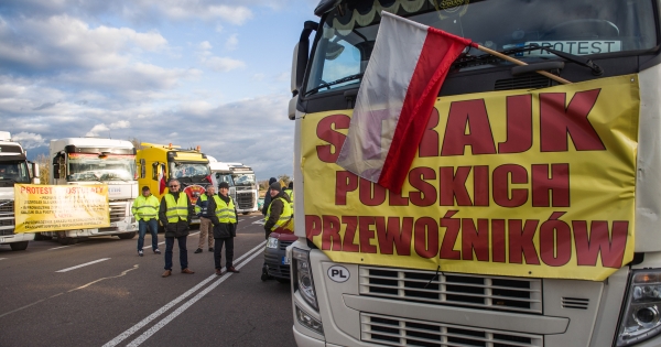 Польща погрожує зупинити торгівлю з Україною. Чому це погано для всіх - INFBusiness