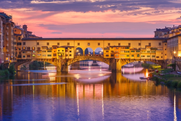 У Флоренції всесвітньовідомий міст Понте Веккйо закривають на наймасштабніші в історії мосту реставраційні роботи - INFBusiness