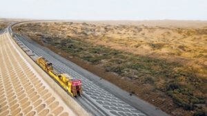 В Китаї найкращим в галузі екології визнано проект захисту залізниці від піщаних бур