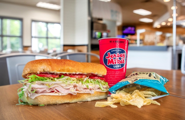 Blackstone купує мережу сендвіч-барів Jersey Mike's приблизно за $8 млрд - INFBusiness