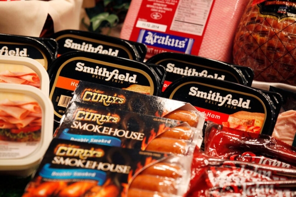 IPO найбільшого у світі виробника свинини Smithfield націлено на залучення до $940 млн - INFBusiness