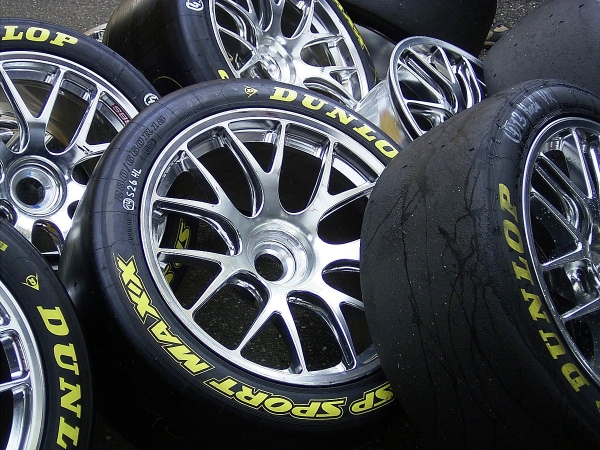 Виробник шин Goodyear продасть бренд Dunlop японській Sumitomo Rubber за $701 млн - INFBusiness