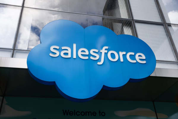 Salesforce обіцяє інвестувати $1 млрд протягом п'яти років у розвиток ШІ в Сінгапурі - INFBusiness