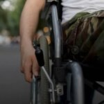 Військові, що отримали поранення, контузію чи інвалідність, мають право на виплати: Кабмін описав порядок отримання - INFBusiness