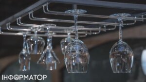 Вино в Україні дорожчає швидше за горілку: експерти пояснили причину та дали прогноз