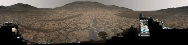 Це зображення, надане NASA, демонструє 360-градусний огляд регіону на Марсі під назвою 