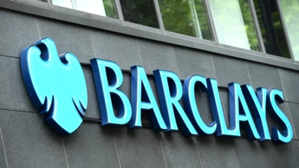 Фотографія від 18.07.2018, на якій зображено загальний вигляд Barclays Bank у Лондоні. Barclays повідомив, що прибуток за перший квартал зріс майже на одну п'яту частину, але виділив більше коштів на погашення безнадійної заборгованості через побоювання щодо економіки США та зростаючу світову торговельну війну. Дата публікації: середа, 30 квітня 2025 року. Фото PA. Британський банківський гігант повідомив про зростання прибутку до оподаткування на 19% до 2,72 млрд фунтів стерлінгів за три місяці до 31 березня. Див. статтю PA CITY Barclays. Автор фото: Ian West/PA Wire