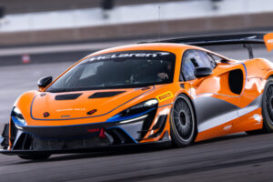 Команду McLaren Формули-1 оцінили більш ніж у £3 млрд під час продажу частки