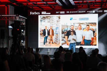 Компанія Virastar, драбини, Василь Хмельницький /Сергій Пірієв для Forbes Ukraine