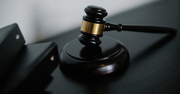 Роджер Вер визнає ухилення від сплати податків за згодою Міністерства юстиції - INFBusiness