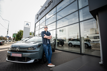 ```html Руслан Акімов, Stellantis Ukraine. Фото: Артем Галкін