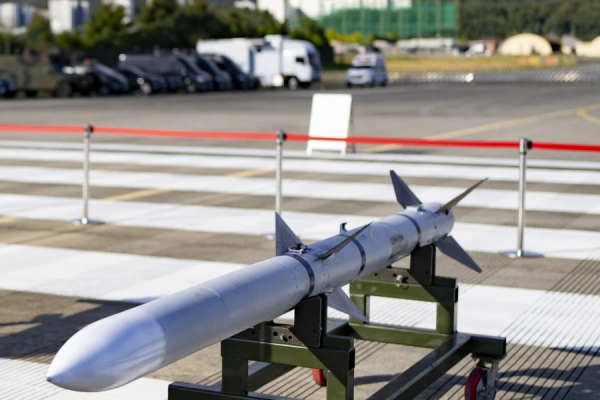 Згідно з недавнім аналізом, європейські стартапи в області оборонних технологій акумулювали $4,2 млрд за перші дев’ять місяців 2025 року, практично наблизившись до рівня всього 2024 року. Європейські фонди венчурного капіталу переключаються на зброю та "залізо". - INFBusiness