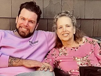 Джастін Гаррісон та його мама