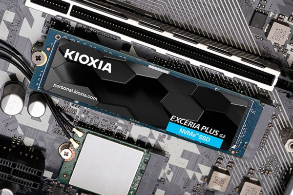 Організація, що має зв'язок з Bain Capital, має намір реалізувати частку акцій Kioxia Holdings Corp. за допомогою угоди великим пакетом, оскільки ціна цінних паперів істотно збільшилась з часу виходу на IPO близько року тому. Американський фонд Bain збуває частку в японському чипмейкері Kioxia за $2 мільярди. - INFBusiness