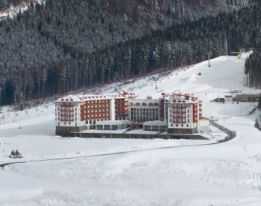 Радіссон Блу Резорт: ековідпочинок і SPA у Буковелі