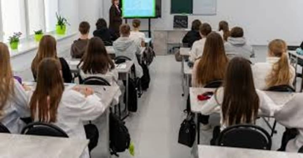 Свириденко: Міносвіти і КМДА мають продовжити або встановити зимові канікули до 1 лютого 2026 року 