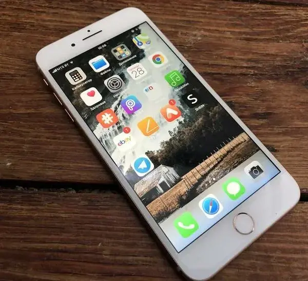 Face ID під екраном: інсайдер показав дизайн iPhone 18 Pro