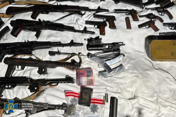 Знешкоджено банду, що пробувала збути одну з найбільших&hellip;