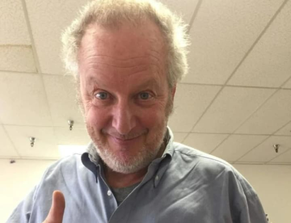 Актора з “Сам удома” покарано штрафом у Каліфорнії через замах на користування ескорт-послугами.