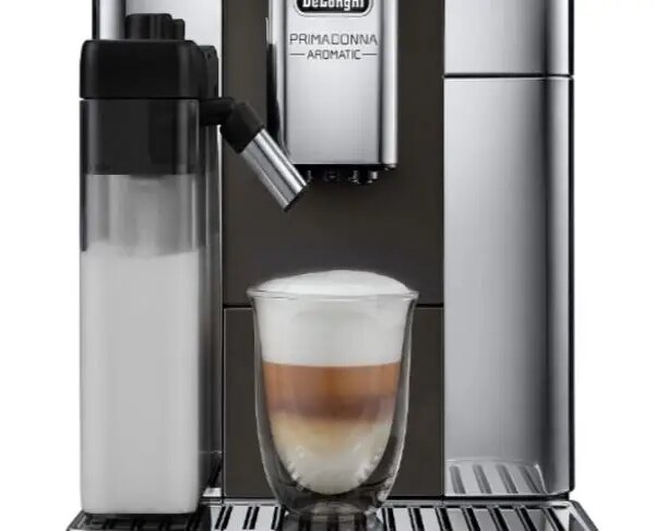 Кавомашини Jura Z10 та DeLonghi PrimaDonna – хто зварить каву, поки ви…