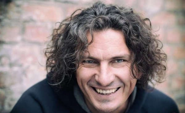 “Нестерпний біль”: Сповнена емоцій заява від доньки Кузьми у трагічну річницю.