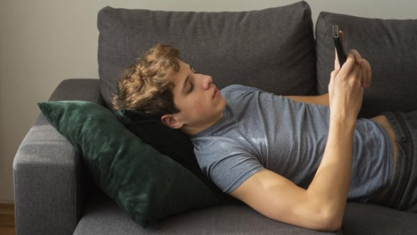 Вчені розкрили правду про вплив соцмереж на соціальне життя