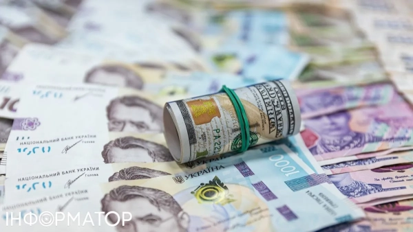 Зростання долара триває: банкірський прогноз курсу гривні на березень.