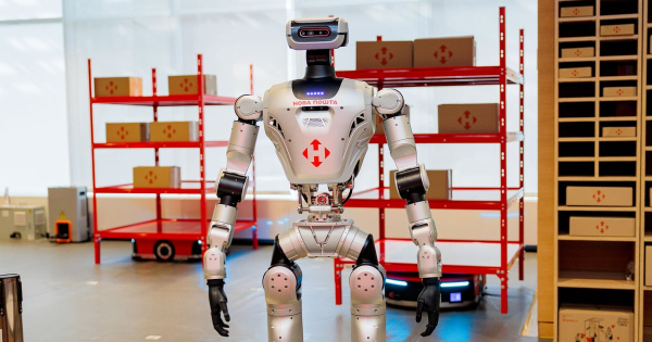 “Нова пошта” розширюється: вихід на ринок Китаю для імпорту