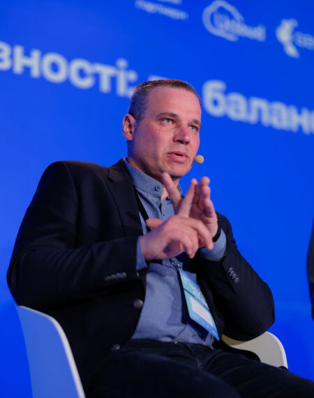 UCLOUD: Оцінка реального впливу ШІ на бізнес-процеси