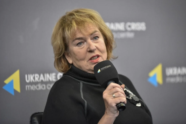 Директорка Інституту демографії та соціальних досліджень ім. М. В. Птухи Елла Лібанова Директорка Інституту демографії та соціальних досліджень ім. М. В. Птухи Елла Лібанова