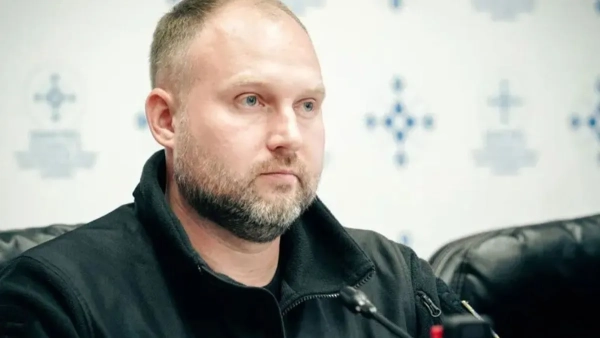 Космічні виплати та дивні поїздки: голову Держфінмоніторингу кличуть у Раду