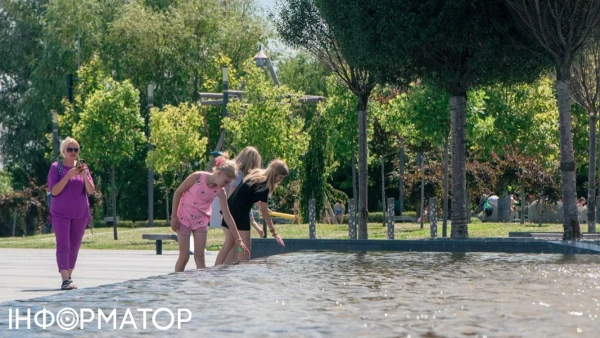 Уряд дозволив призначати допомогу для дітей, які мають статус внутрішньо переміщених осіб, незалежно від матеріального стану їхніх батьків.