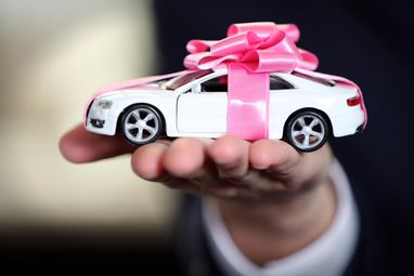 Від ЗАЗ до Rolls-Royce: Які машини найчастіше презентують в Україні