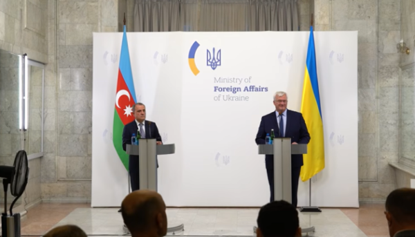 Азербайджан висловив готовність постачати газ Україні та поглиблювати співпрацю у сфері енергетики, як повідомив міністр закордонних справ.