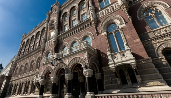 Вартість долара та євро 6 серпня
