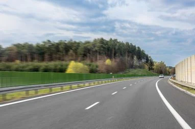 Дорожні збори в Польщі: тарифи та способи оплати у 2026 році