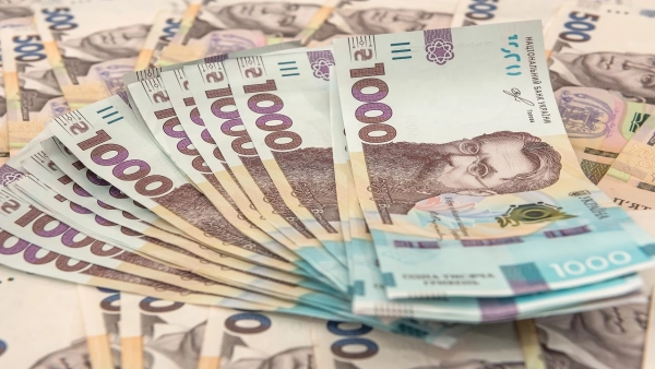 Середня зарплата в Україні у липні сягнула понад 32 тисячі гривень зображення Середня зарплата в Україні у липні сягнула понад 32 тисячі гривень