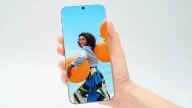 Випущено перший у світі смартфон без полів навколо дисплея (фото)