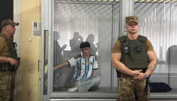Суд продовжив термін утримання під вартою для обвинуваченого у вбивстві Фаріон на…