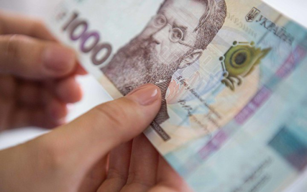 У п’ятницю гривня щодо євро досягне нового історичного мінімуму.