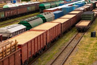 Україна розглядає інші варіанти для вивезення зерна, окрім одеських портів