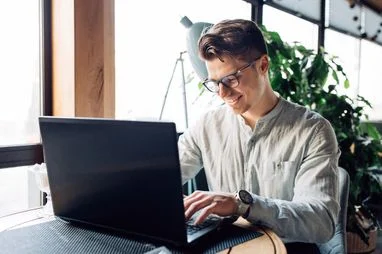 Оплати праці IT-керівників у 2026 році: провідні регіони за високими зарплатами