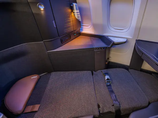 The AA flagship business class on 777 in lie-flat mode.