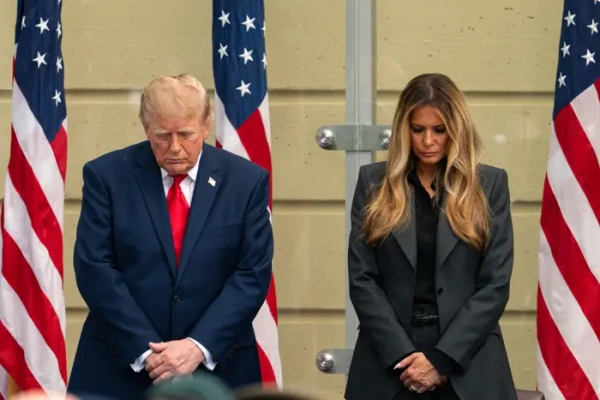 Дональд Трамп та Меланія Трамп на церемонії 9/11.