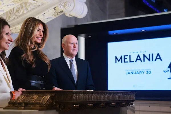 Меланія Трамп на Нью-Йоркській фондовій біржі.